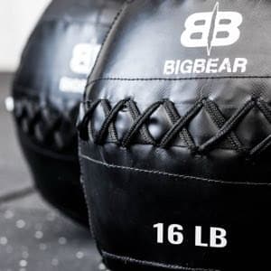 Wall Ball Black 16lb